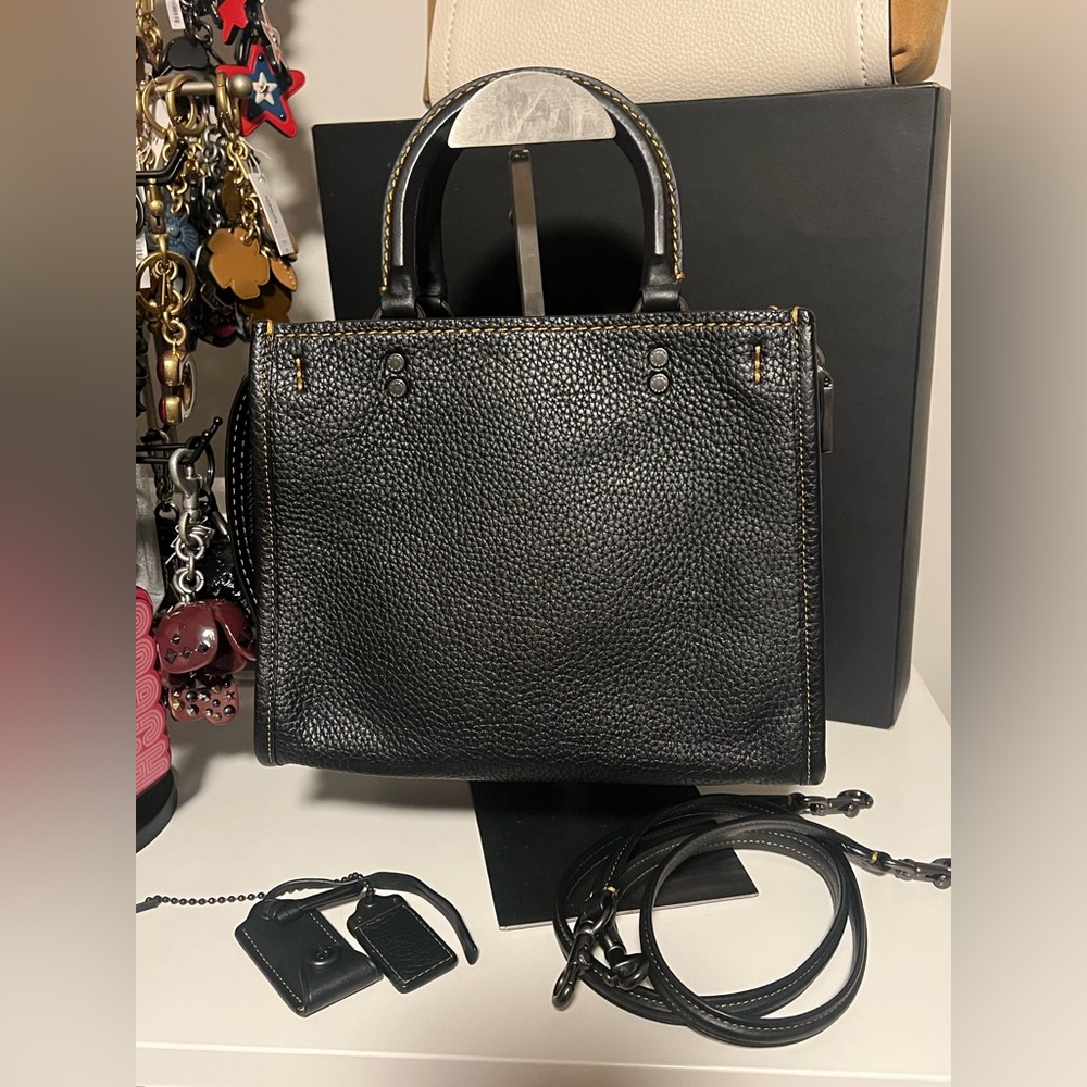 ‼️SOLD‼️ Coach 1941 Rogue 25 black